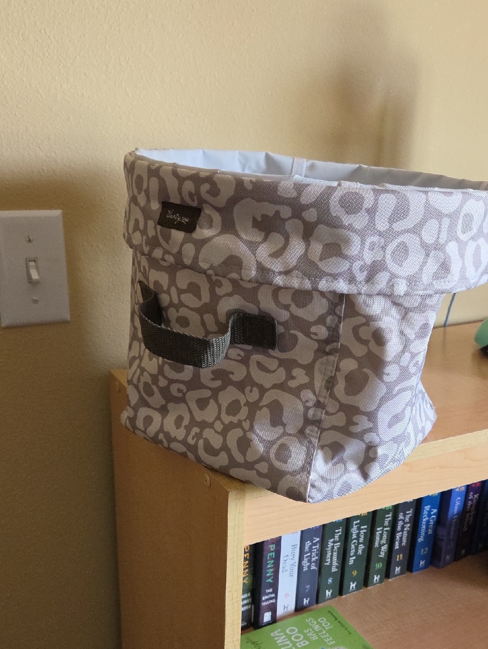 thirty-one Gray and White Leopard Print Fabric Storage Bin